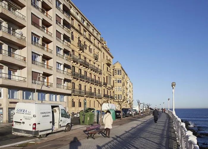 Marrubi - Basque Stay